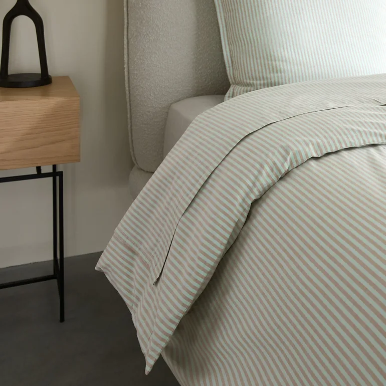 Valli Duvet Cover in Washed Percale - 2