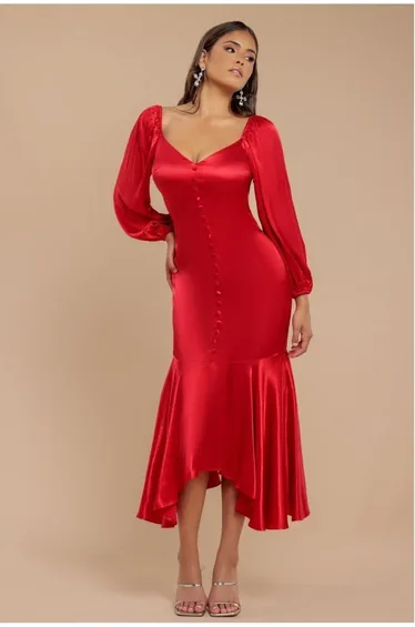 فستان ساتان ميدي بأزرار