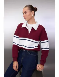 Burgundy color block polo neck oversize/wide mold knitted sweatshirt - 1