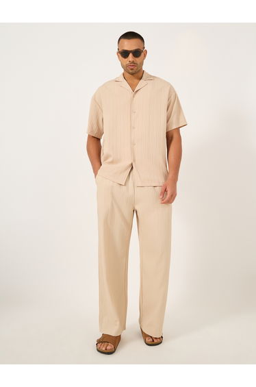 Solid Short Sleeve Camp Collar Regular Fit Shirt