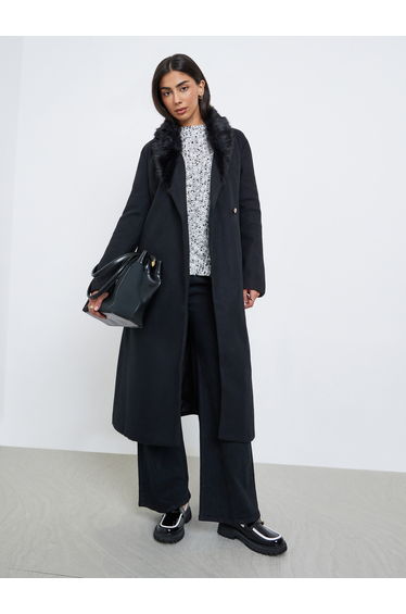 Black Wool Like Belted Coat with Faux Fur