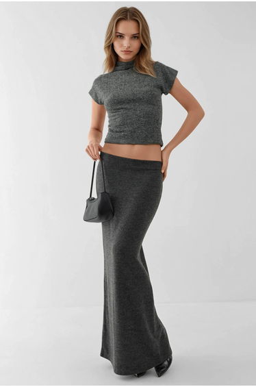 Elastic Waist Soft Textured Skirt with Slit