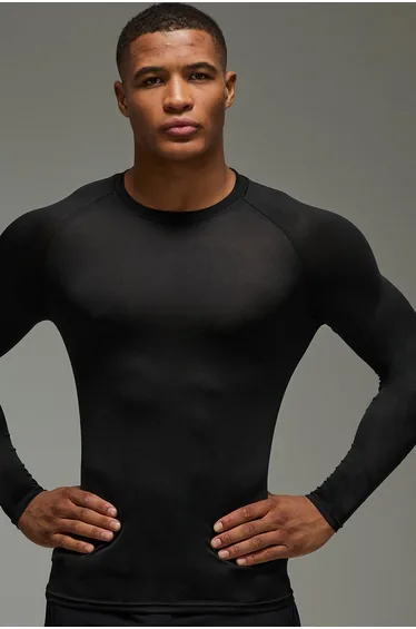 Man Active Lightweight Essentials Gym Raglan Muscle Fit Long Sleeve T-shirt - black