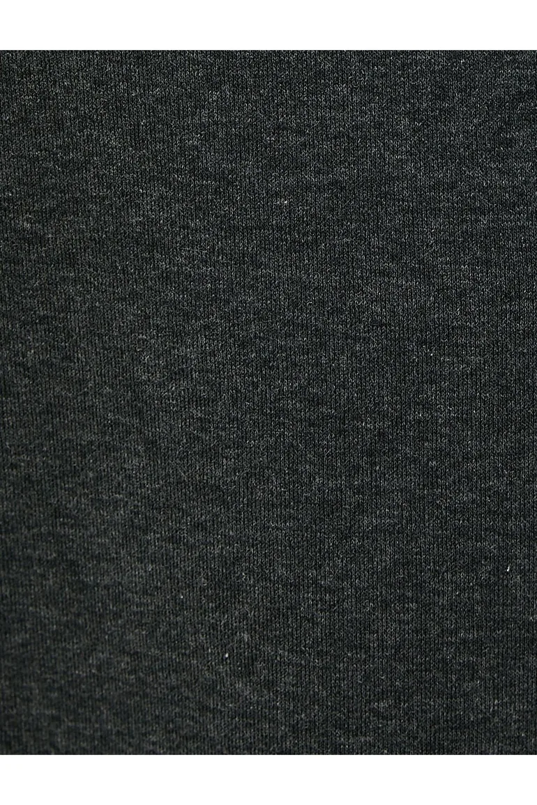 Crew Neck Sweatshit Embroidered Button Detailed - 3