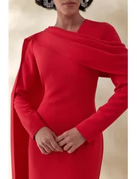 فستان ماكسي بثنيات بياقة V بحزام طويل - 2