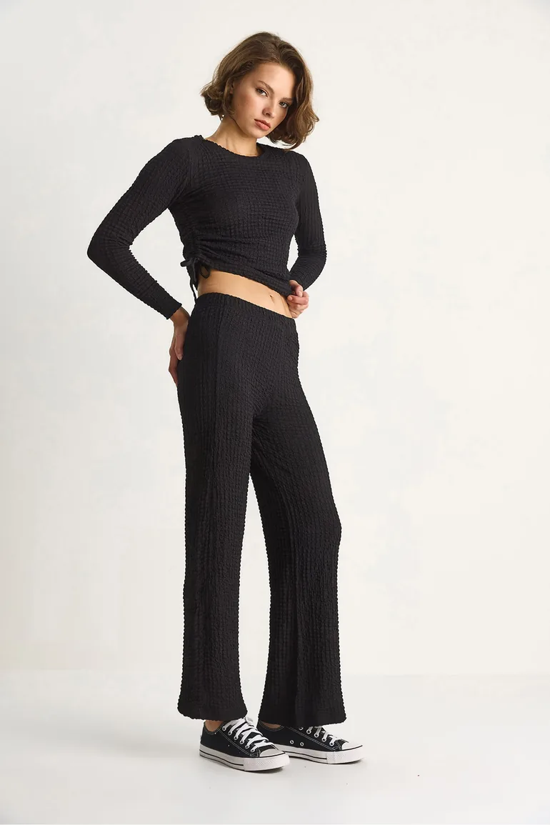 LUCCI Fitted Two-Piece Coord Set with Flared Pants - 1