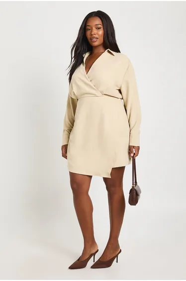 فستان قميص بتصميم لف لون بيج - للمقاسات الكبيرة