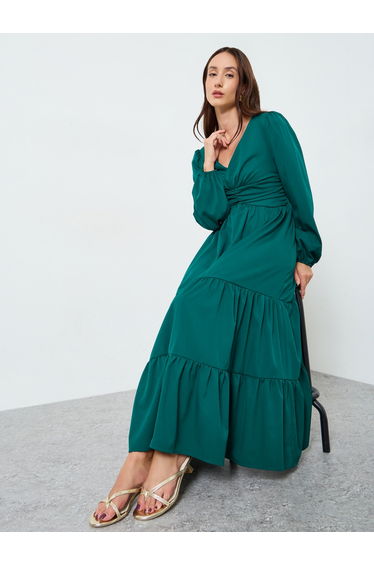 Women Solid V Neck Tiered Maxi Dress