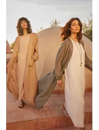 عباية بقماشة الميش اخضر مخخطة - 1