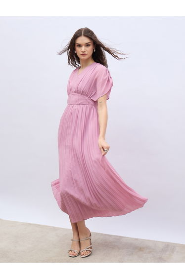 Solid Ruched Extended Sleeves Pleated A-Line Maxi Dress