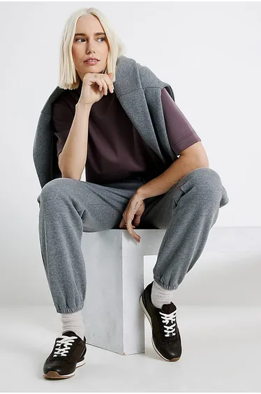 بنطلون رياضة ريفر ايلاند بقصة واسعة