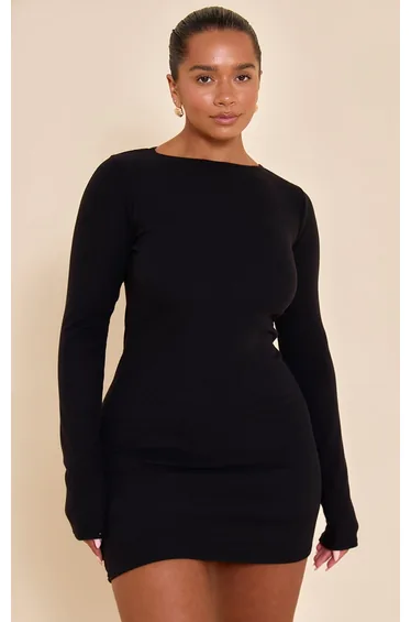 فستان قصير مضلع بأكمام طويلة لون أسود - للمقاسات الممتلئة