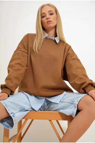 Women's Brown Crew Neck Thick Oversize Sweatshirt