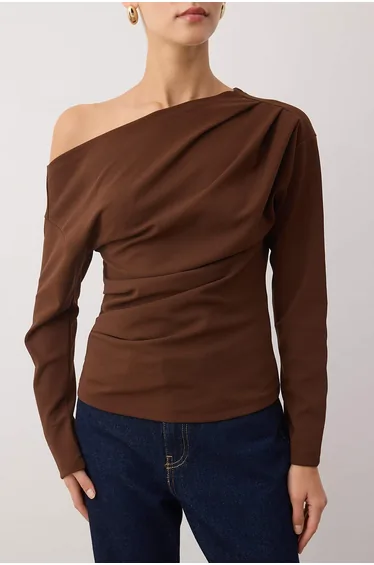 توب   ترينديول بني بأكمام طويلة