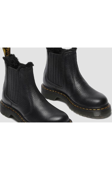 2976 Leonore II Chelsea Boot