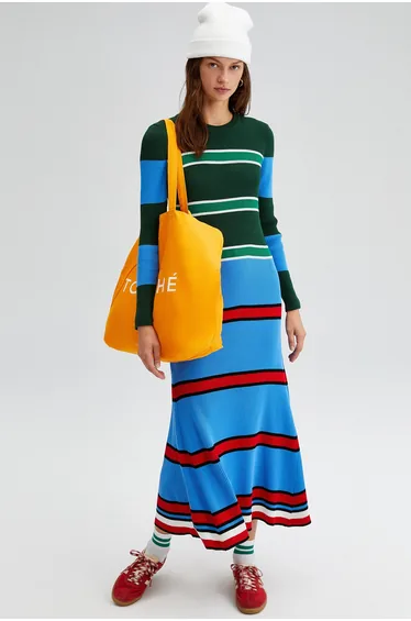 فستان محبوك مخطط