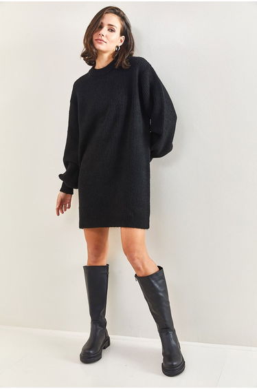 LUCCI Textured Knit Crew Neck Long Sleeve Top