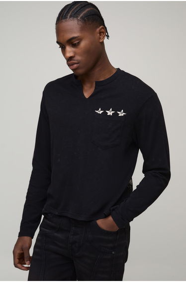 Shrunken Boxy Notch Neck Distressed Text Graphic Washed Long Sleeve T-Shirt - black