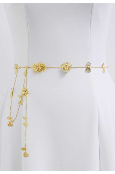 Hollow Out Floral Chain Belt in Gold