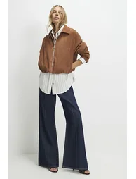 جاكيت ريفر آيلاند