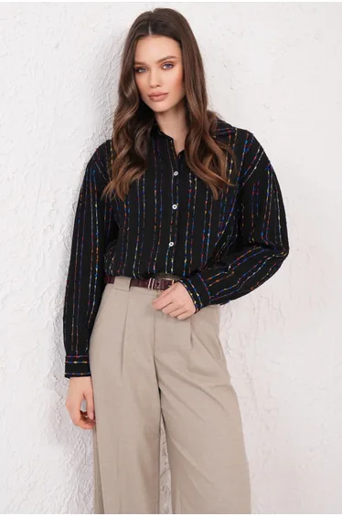 قميص  متعدد الالوان  بأكمام طويلة