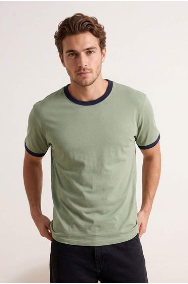Green Regular/Normal Cut Contrast Collar and Sleeve Detail Pique Textured T-Shirt