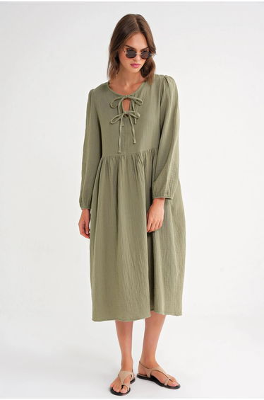 Mixray V-Neck Tie Closure Midi Dress
