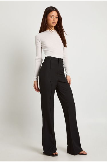 Tall Boohoo Basics Tailored Flare Trouser - black