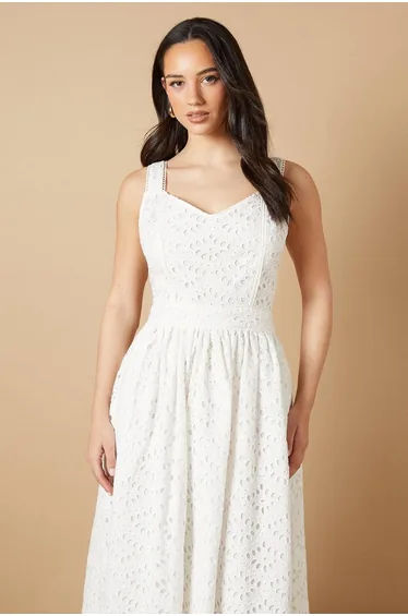 فستان ميدي مخرم بتطريز