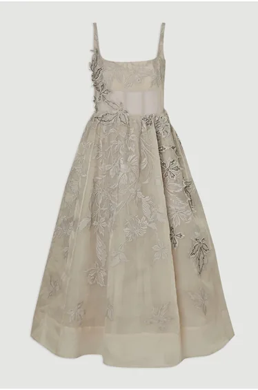 فستان حفلة قطن شفاف بتطريز مزين بزخرفة