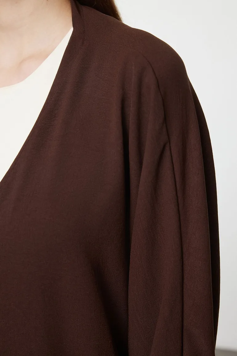 Brown Color Blocked Long Woven Cap & Abaya - 3