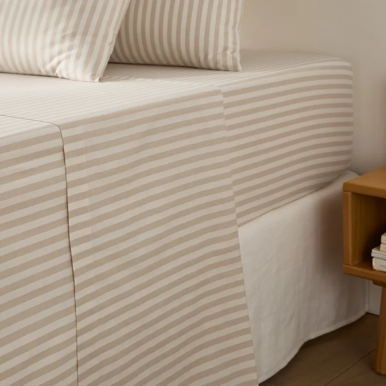 شرشف سرير قطن - بيج