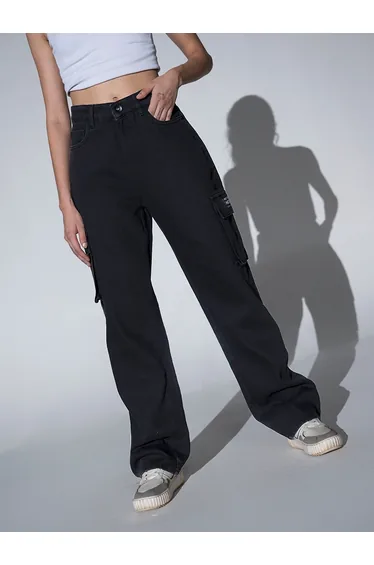 Mid Rise Pocket Cargo Jeans