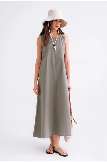 Mixray Relaxed Fit Maxi Dress with Button Closure and Pockets