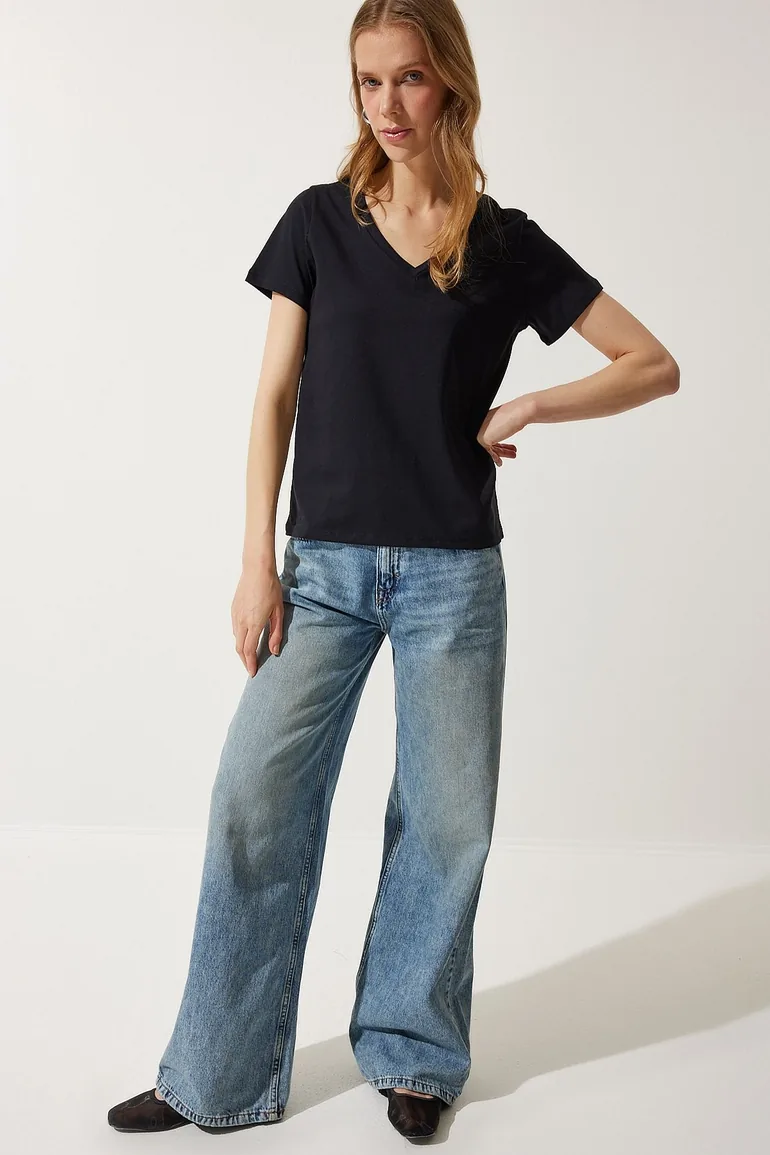 Women's Black V Neck Basic Knitted T-Shirt