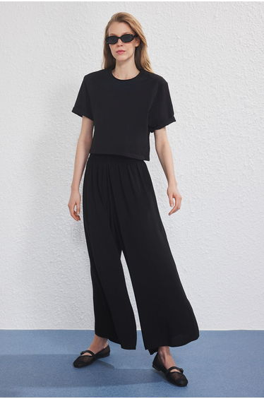 Black Elastic Waist Soft Comfortable Fabric Wide Leg Extra Wide Leg Woven Trousers