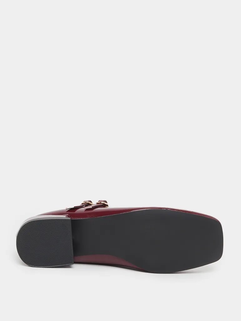 حذاء سادة بمقدمة مربعة بسيور ببكلة - 3