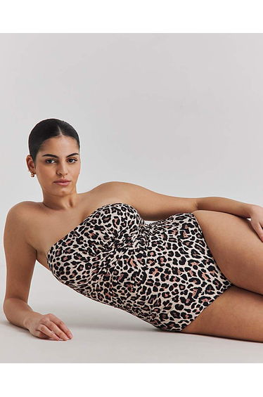 MAGISCULPT Bandeau Swimsuit
