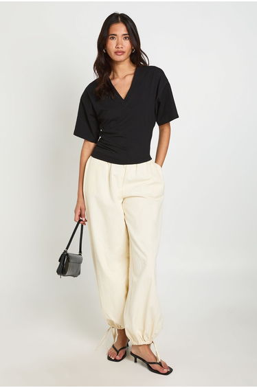 V Neck Cinched Waist - black