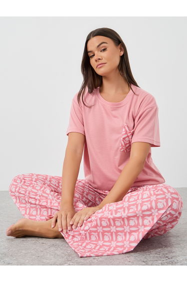 Printed Pocket Round Neck T-Shirt and Pyjama Set
