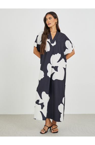Floral Print Batwing Sleeve V-Neck Maxi Dress