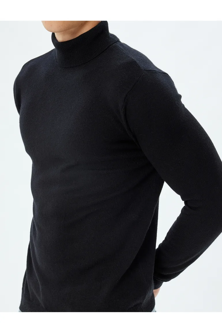 سترة كوتون أسود محبوك بأكمام طويلة - 4