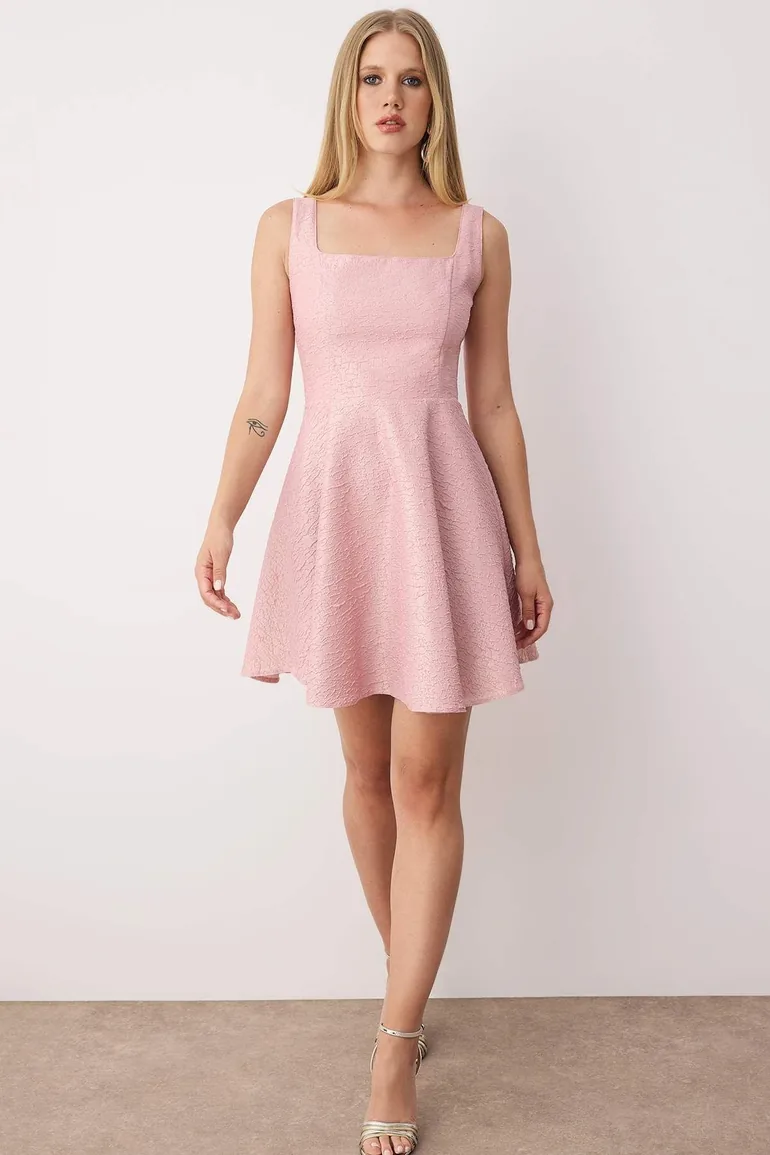 Pink A-Line Jacquard Mini Elegant Evening Graduation Dress Trendyol Pink : Party Dresses : VogaCloset Oman Pink A-Line Jacquard Mini Elegant Evening Graduation Dress Trendyol Pink : Party Dresses : VogaCloset Oman