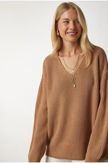 سويتر نسائي محبوك بتصميم واسع 