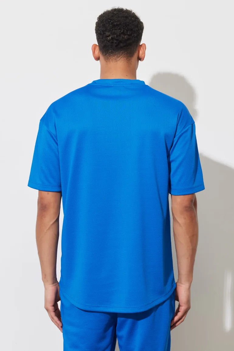 Men's Saxe Blue Loose Fit Crew Neck Short Sleeve Soft Textured Sports T-Shirt - 4