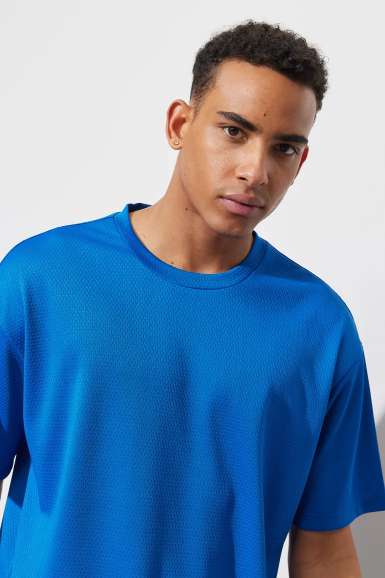 Men's Saxe Blue Loose Fit Crew Neck Short Sleeve Soft Textured Sports T-Shirt - 7