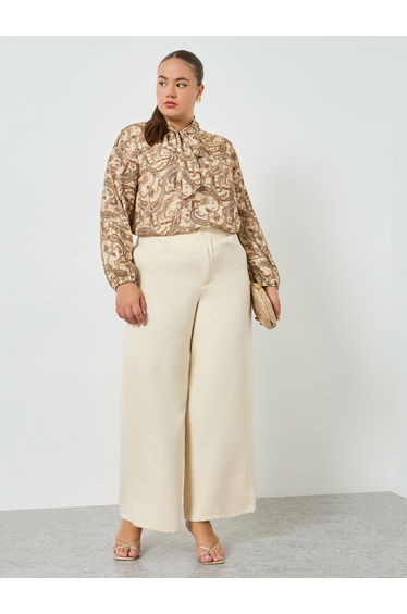 Plus Size Paisley Print Tie-Up Neck Blouse