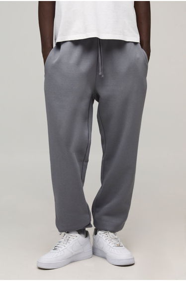 Basic Regular Fit Jogger - grey
