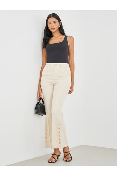 Solid Button Detail Slim Fit Pants with Pockets