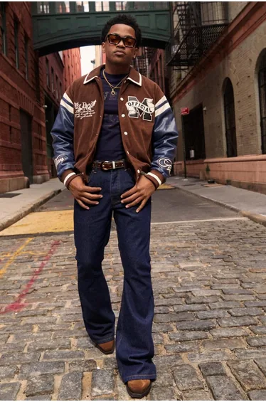 Pocket Embroidery Rigid Flared Jeans - indigo